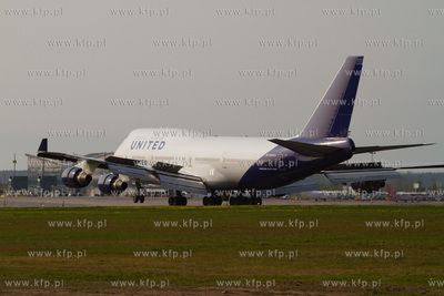 Samolot Boeing 747 już po raz szosty odwiedzil gdanskie...