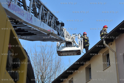 Sopot ulica Grunwaldzka 97a. Pozar mieszkania na poddaszu....