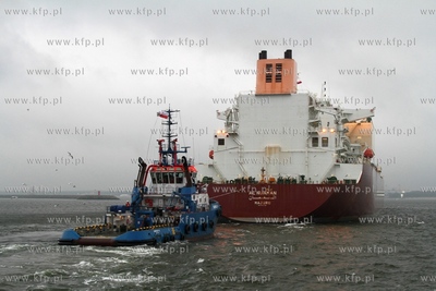 Metanowiec Al Nuaman z katarskim LNG wplynal do Gazoportu...