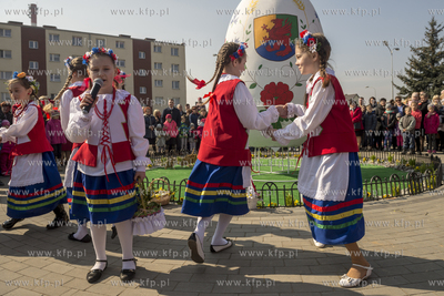 Odsloniecie "Kociewskiej pisanki". Duza, bardzo duza,...