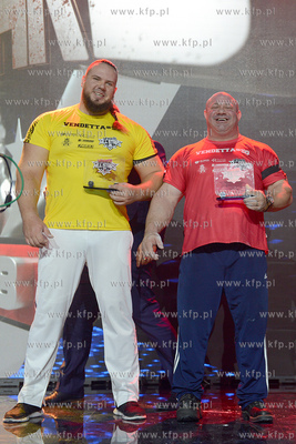 Hala Sportowo - Widowiskowa w Rumi. 50. Gala Armwrestligu...