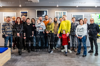 Gdańsk.  Wernisaż wystawy fotoreporterek i fotoreporterów...