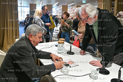 Sopoteka - Miejska Biblioteka Publiczna w Sopocie....