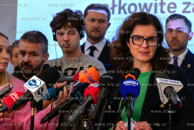 Konferencja prasowa dotycząca zamknięcia i przebudowy...