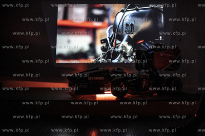 Gdynia, Centrum Nauki Experyment. Prezentacja bolidu...