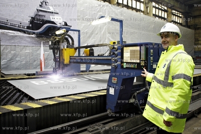 Stocznia Remontowa Shipbuilding S.A..Uroczyste cięcie...