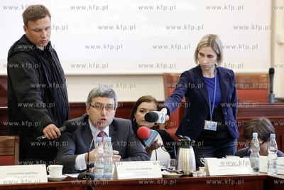 Urzad Marszalkowskiw Gdansku. Debata o przyszłosci...