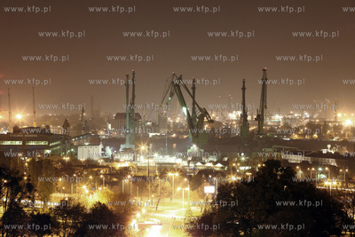 Zurawie w Stoczni Gdanskiej. 23.10.2013 fot. Krzysztof...