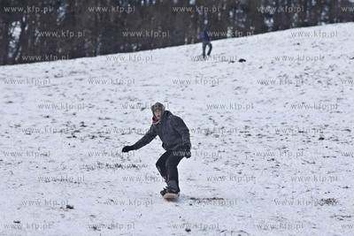 Snowboard na Lysej Gorze w Sopocie.
19.01.2014
fot....