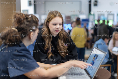 Liceum Ogólnokształcące nr 1 w Sopocie. Targi Szkół...