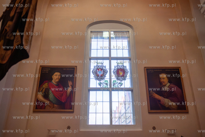 Konferencja i oprowadzaie po zakończonych pracach...