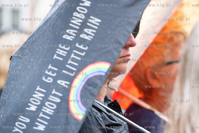 Gdańsk, okolice Dworu Artusa. Ani Jednej Więcej!...