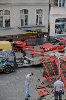 Gdansk. Ul Wajdeloty. Wypadek na wysokosci, w ktorym...
