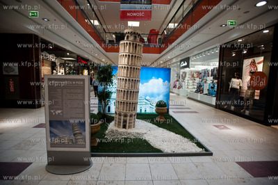 Gdansk. Wrzeszcz. Centrum handlowe Galeria Baltycka....