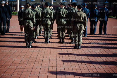 Gdynia. Oksywie. Akademia Marynarki Wojennej. Uroczystosc...