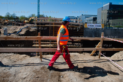 Gdansk. Batycki Kampusu Uniwersytetu Gdanskiego. Uroczystosc...