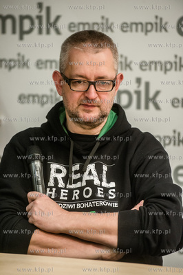 Gdansk. Salon Empik w C.H. Galeria Baltycka. Spotkanie...