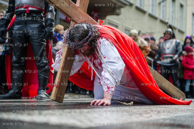 Wielki Piatek. Misterium Meki Panskiej na ulicach Gdanska.
03.04.2015
fot....