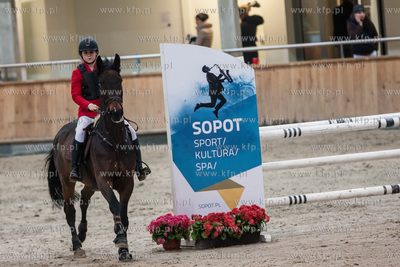Hipodrom Sopot. Hala Pomarańczowa. Halowe Zawody w...