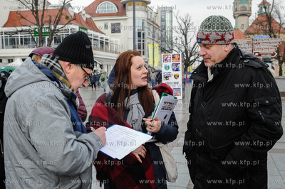 Plac Przyjaciół SopotuHappening pt. Nie róbcie nas...