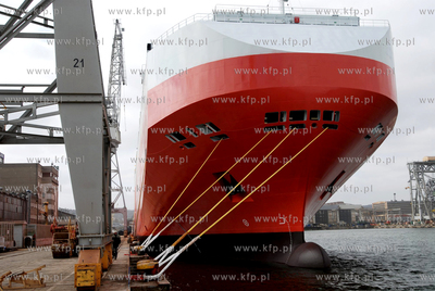 Chrzest samochodowca ro-ro Tarifa zbudowanego przez...