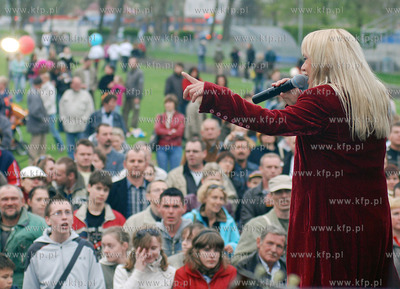 Koncert Malgorzaty Ostrowskiej na stadionie w Rumi.
03.05.2008
Fot....