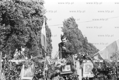 Strajk w Stoczni Gdanskiej im Lenina. Nz. Lech Walesa...