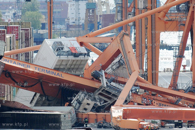 Przystan promowa Stena Line w Gdyni. Wychodzacy w podroz...