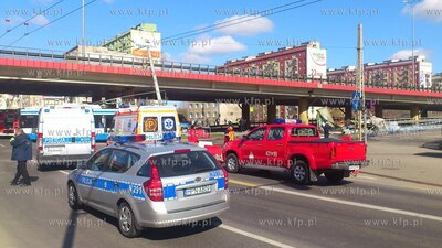 Wypadek przy estakadzie Kwiatkowskiego na wysokosci...
