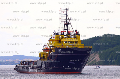 Holownik AHTS Agat. 
31.07.2012 fot. Piotr Starenczak...