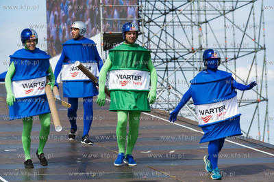 Red Bull Konkurs Lotów w Gdyni. Nz. drużyna pozakonkursowa...