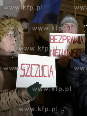 Gdańsk Śródmieście. Protest w obronie sądów podczas...