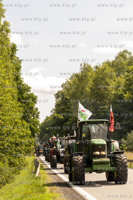 Godętowo. Protest Rolników, którzy wyjechali kilkunastoma...