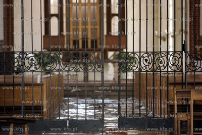 Kosciol sw. Katarzyny w Gdansku po pozarze.
23.05.2006
fot....