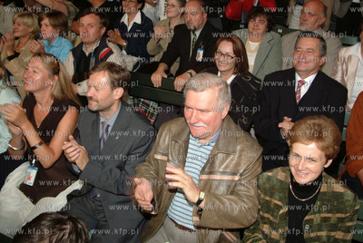 Festiwal Piosenki w Sopocie. Wsrod festiwalowej publicznosci...