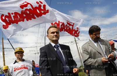 Gdynia.  Obrona stoczni polską racją stanu - pod...