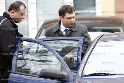 Sopot. Prezydent Jacek Karnowski wyprowadzany z Prokuratury...