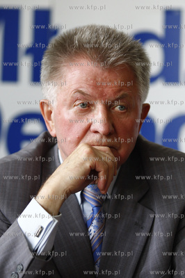 Gdynia. Wyzsza Szkola Administracji i Biznesu. Pierwsza...