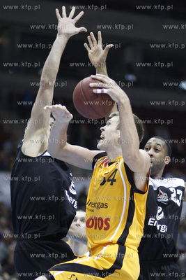 Sopot. Ćwierćfinał Intermarch  Basket Cup. Trefl...