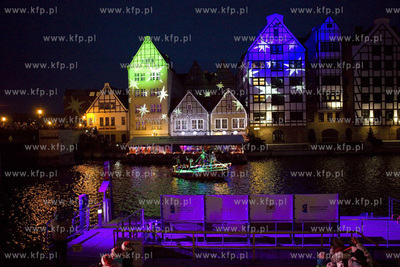 Gdansk. Przywitanie Swietego Mikolaja, parada zaczarowanego...