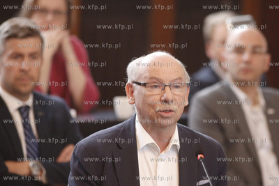 XVII nadzwyczajną sesję Rady Miasta Sopotu, na której...