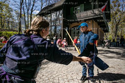 Sopocka Majówka z biblioteką przy ulicy Goyki. Zajęcia...