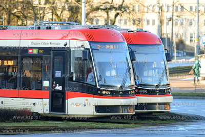 Tramwaje Pesa Jazz Duo na Hucisku. Nz.  tramwaj im....