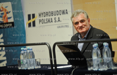 Gdansk. PGE Arena. Uroczyste wreczenie pozwolenia na...