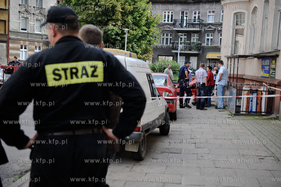 Gdansk. Ul Wajdeloty. Wypadek na wysokosci, w ktorym...