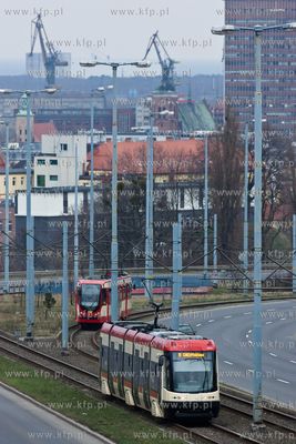 Gdansk Tramwaj ZKM na Al. Armii Krajowej.
19.04.2013
fot....