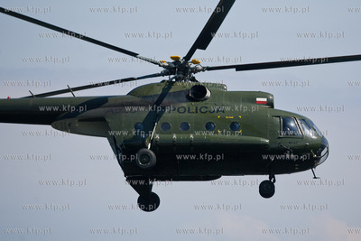 Gdynia. Swieto Morza. Pokaz dzialan antyterrorystycznych...