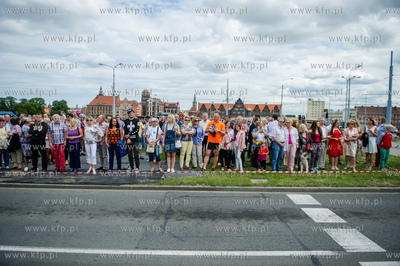 Gdansk. Skrzyzowanie ul. 3 Maja i Armii Krajowej. Pozegnalne...