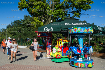 Gdansk. Letni wypoczynek na plazy miejskiej Stogi....
