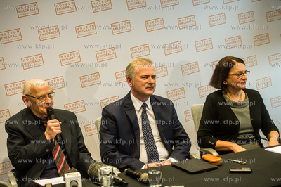 Muzeum Emigracji w Gdyni. Przekazanie osobistych pamiatek...